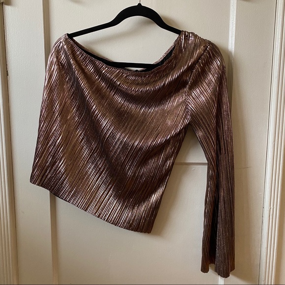 HOUSE OF HARLOW ROSS TOP - Picture 3 of 5